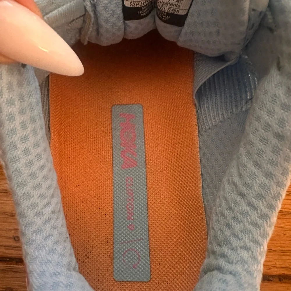 Hoka One One Women's Clifton 9 -- Size 9 🩵 - Picture 10 of 10